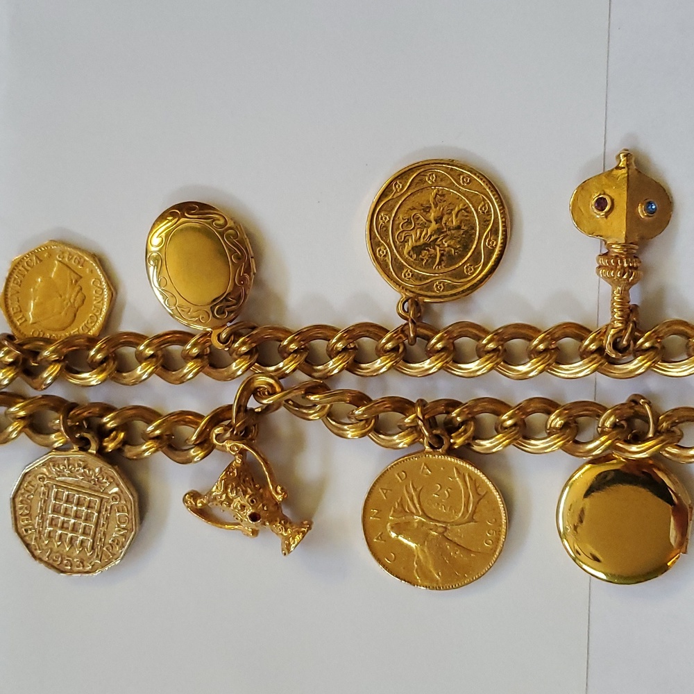 Goldtone Roman Coins & Charms Necklace 16" - Picture 9 of 9